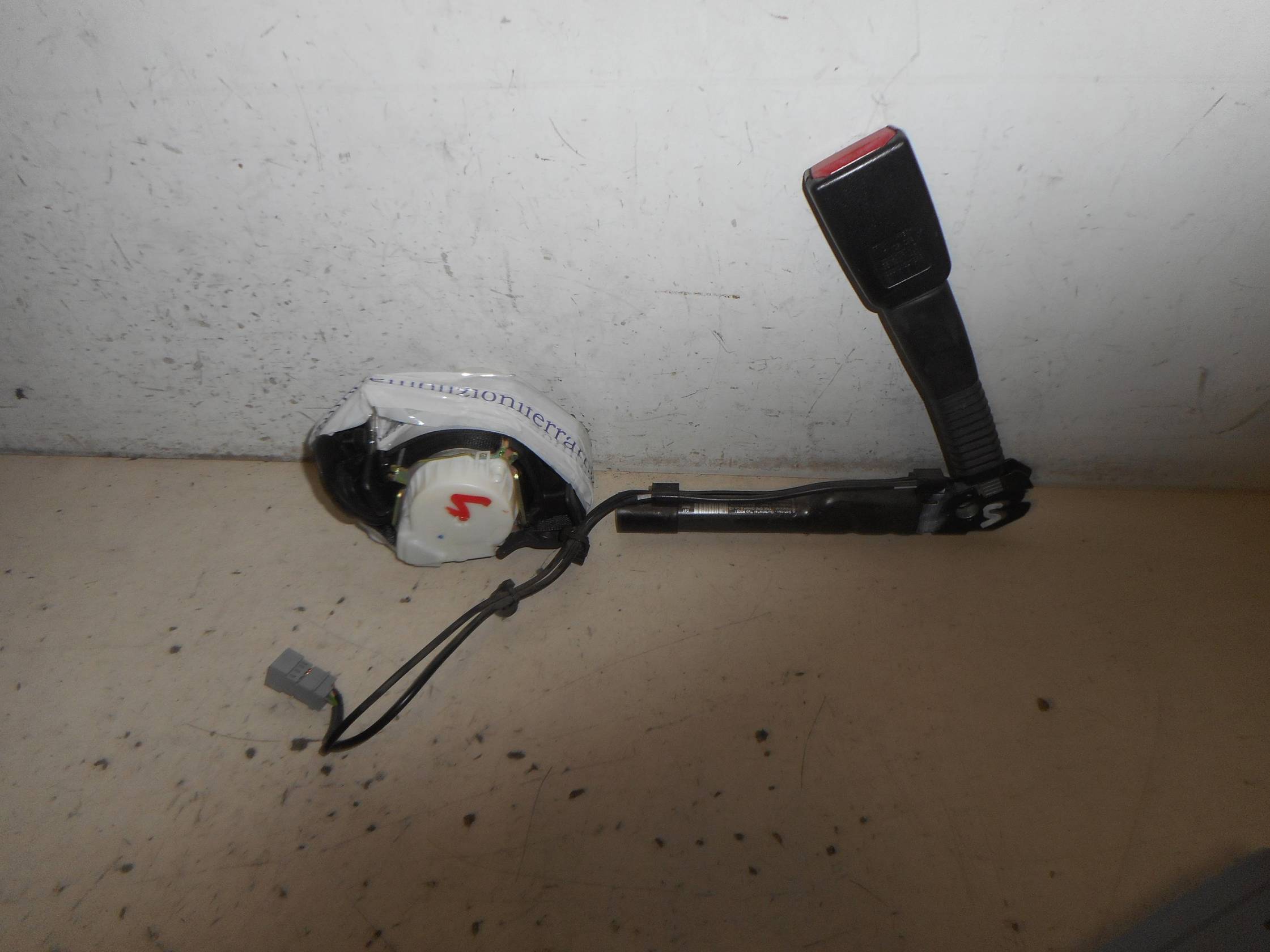 Cintura di sicurezza ant. sx.